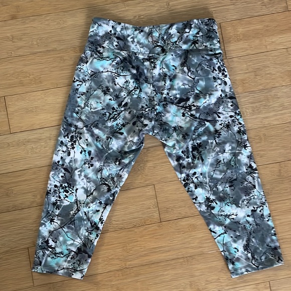 Balance Collection workout outfit bundle - Picture 6 of 6